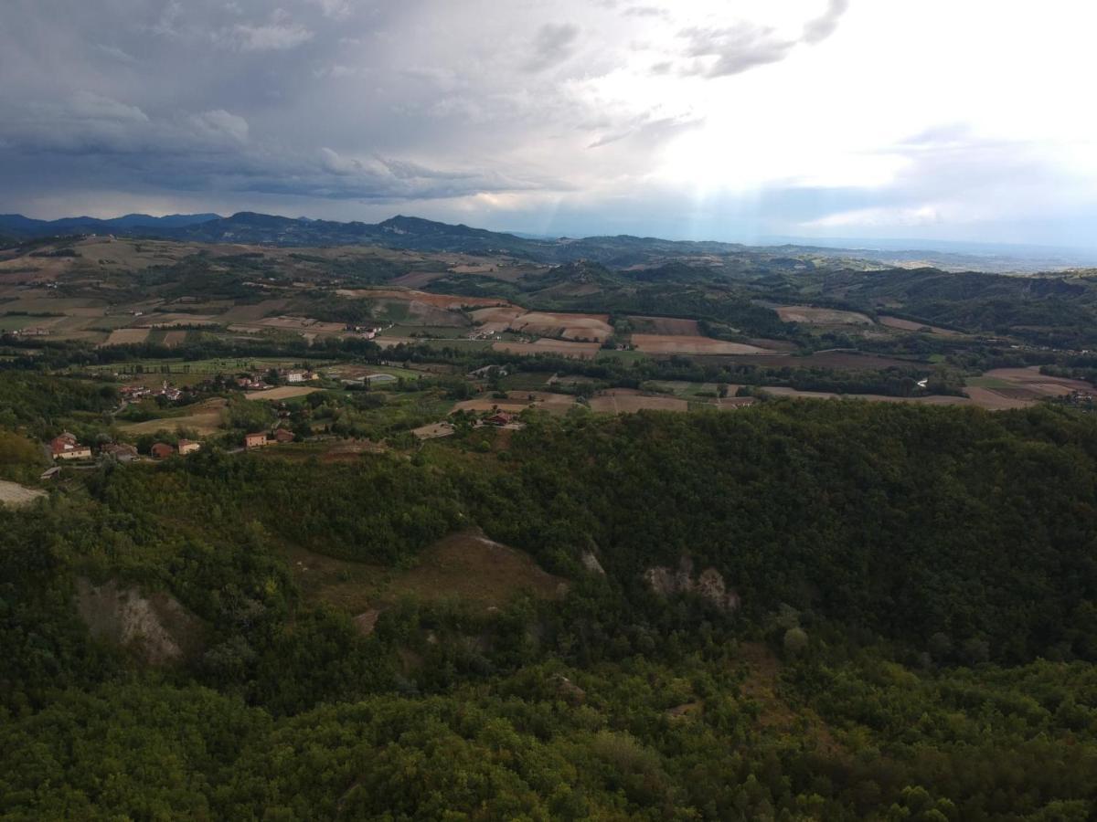 Willa Oasi Di Mastarone - Il Vino E Le Rose Momperone Zewnętrze zdjęcie